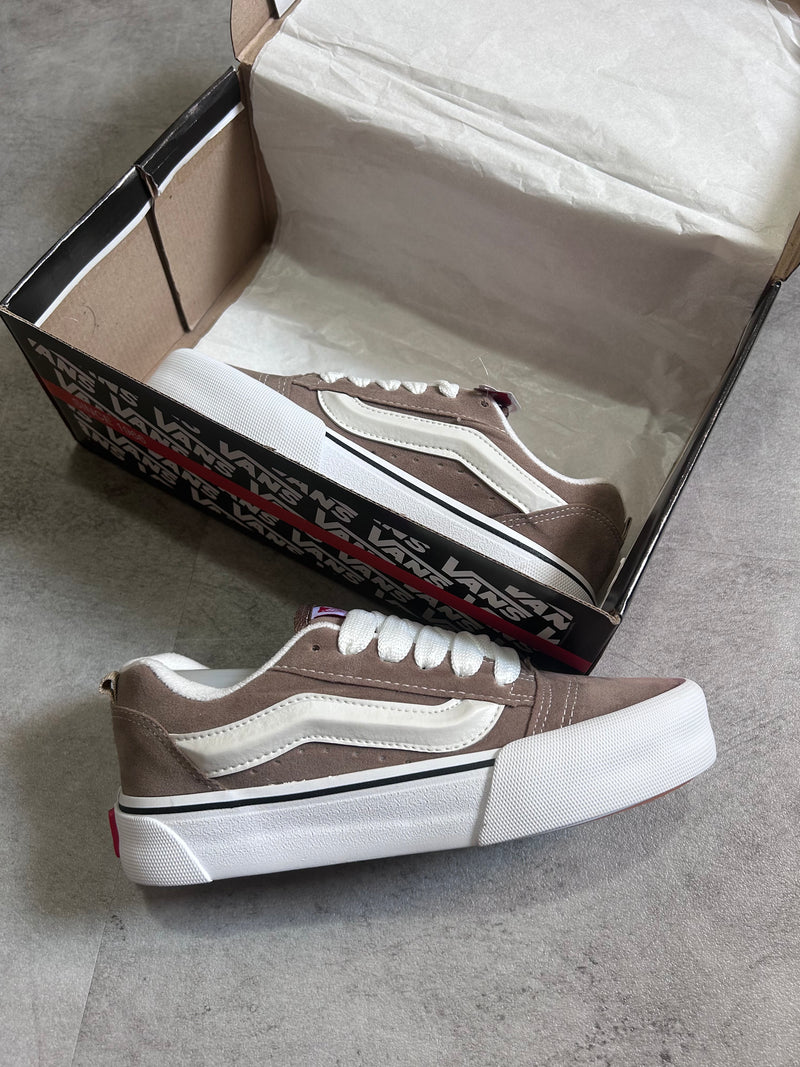 Vans Knu Skool