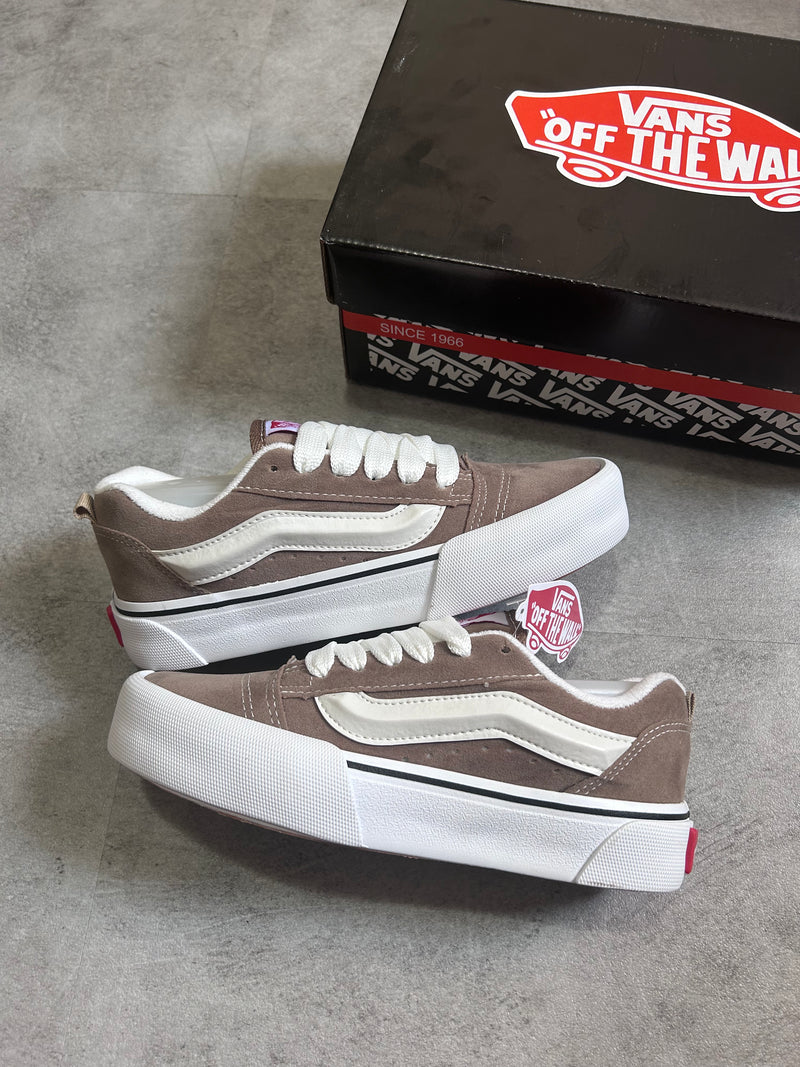 Vans Knu Skool