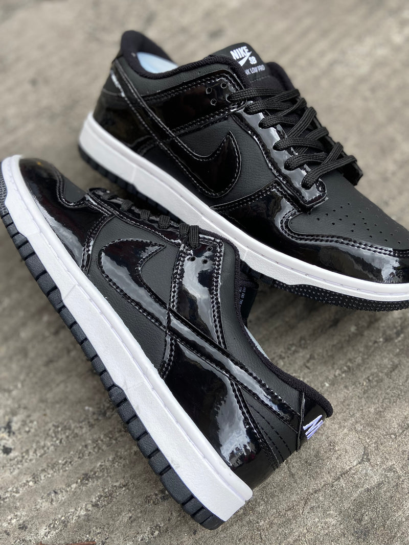 Dunk Low 'Black VN