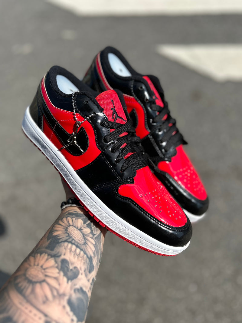 Air Jordan 1 Low 'Black Red Vn