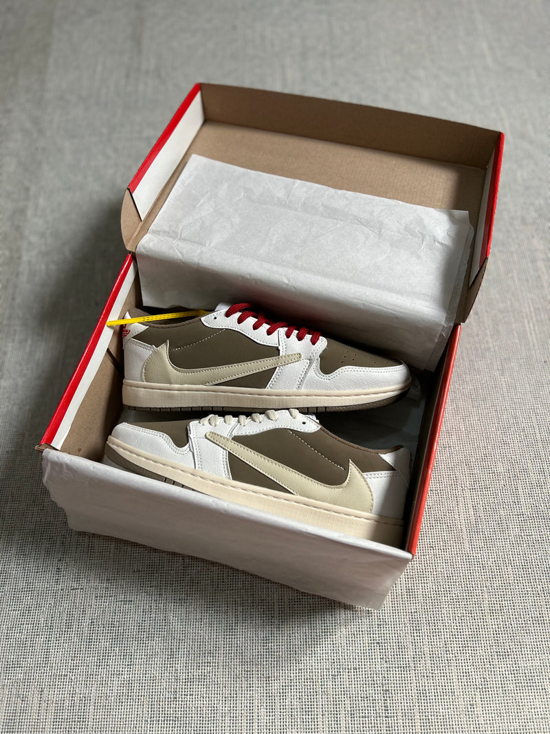 Air Jordan 1 Low Travis Scott