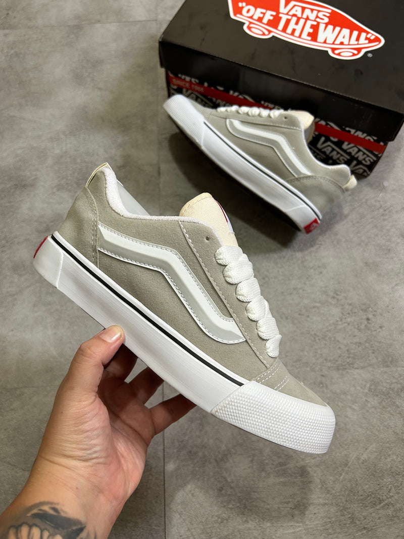 Vans Knu Skool