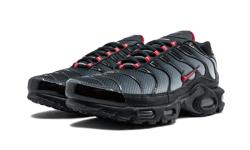 Nike Air Max Plus Black Gradient Red