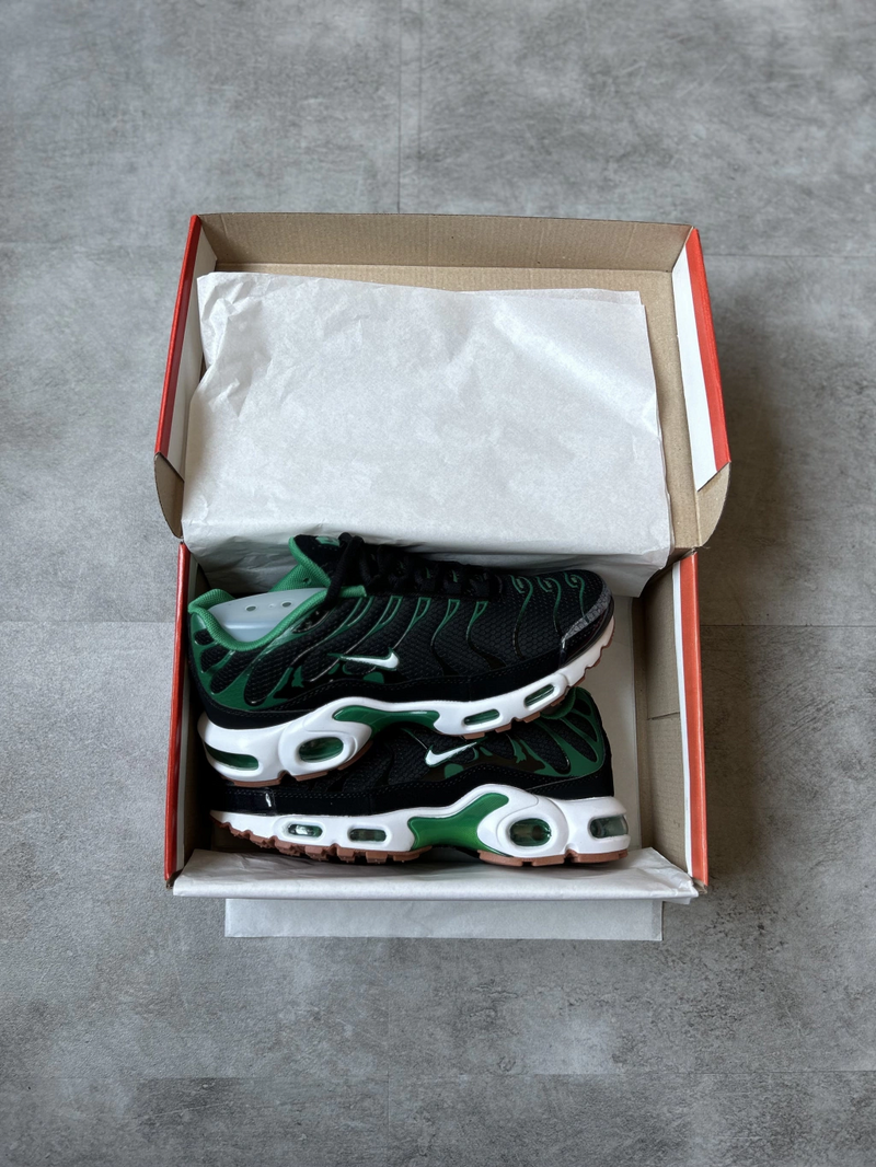 Air Max Tn Plus 'Preto e verde