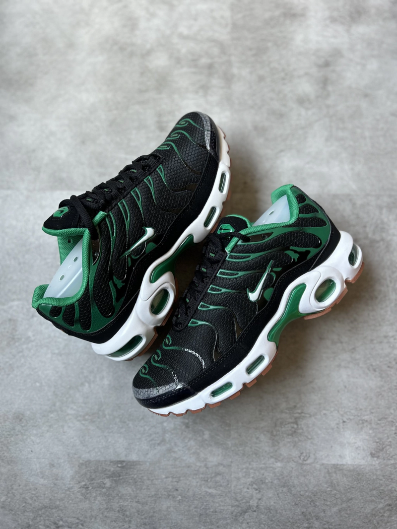 Air Max Tn Plus 'Preto e verde