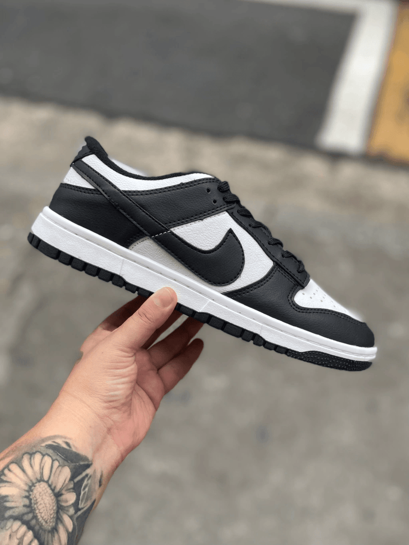 Dunk Low 'Panda' - Luc Hype