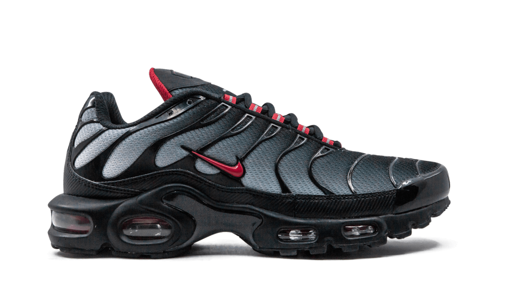 Nike Air Max Plus Black Gradient Red