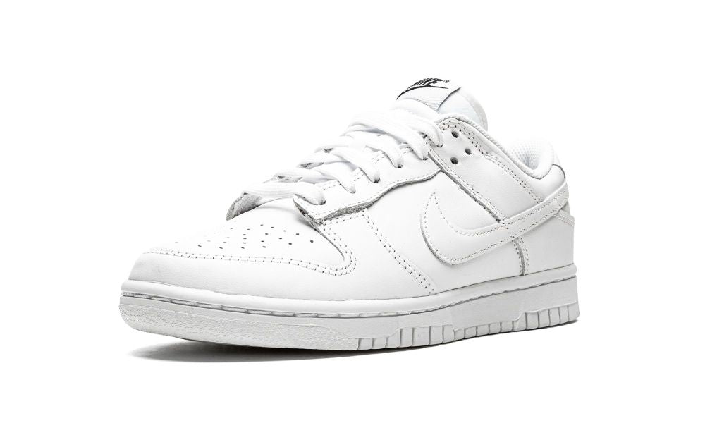 SB Dunk Low Pro "Triple White"