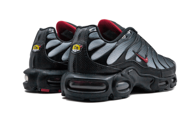 Nike Air Max Plus Black Gradient Red